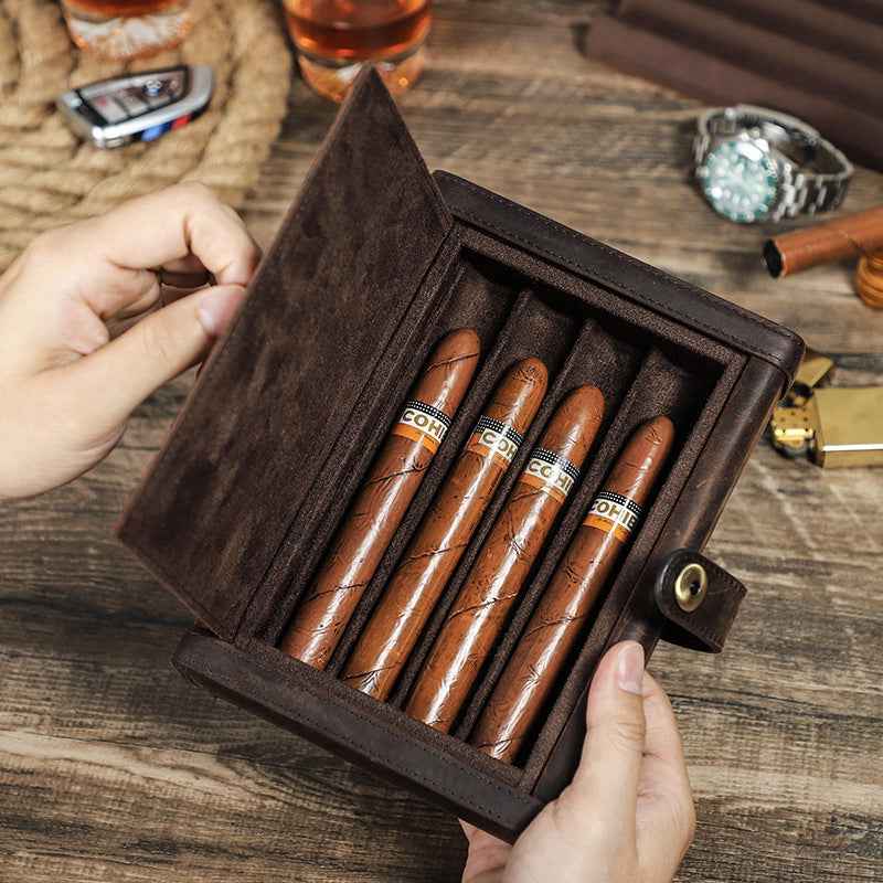 Vintage Leather Cigar Case for 4 Cigars - Crazy Horse Design