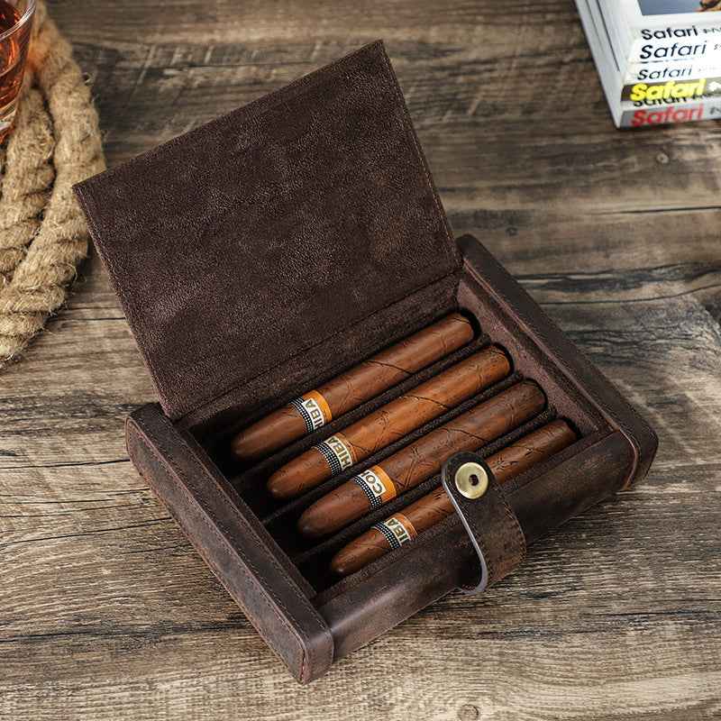 Vintage Leather Cigar Case for 4 Cigars - Crazy Horse Design