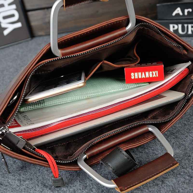 Men's One Shoulder Messenger Bag in Crazy Horse Leather
