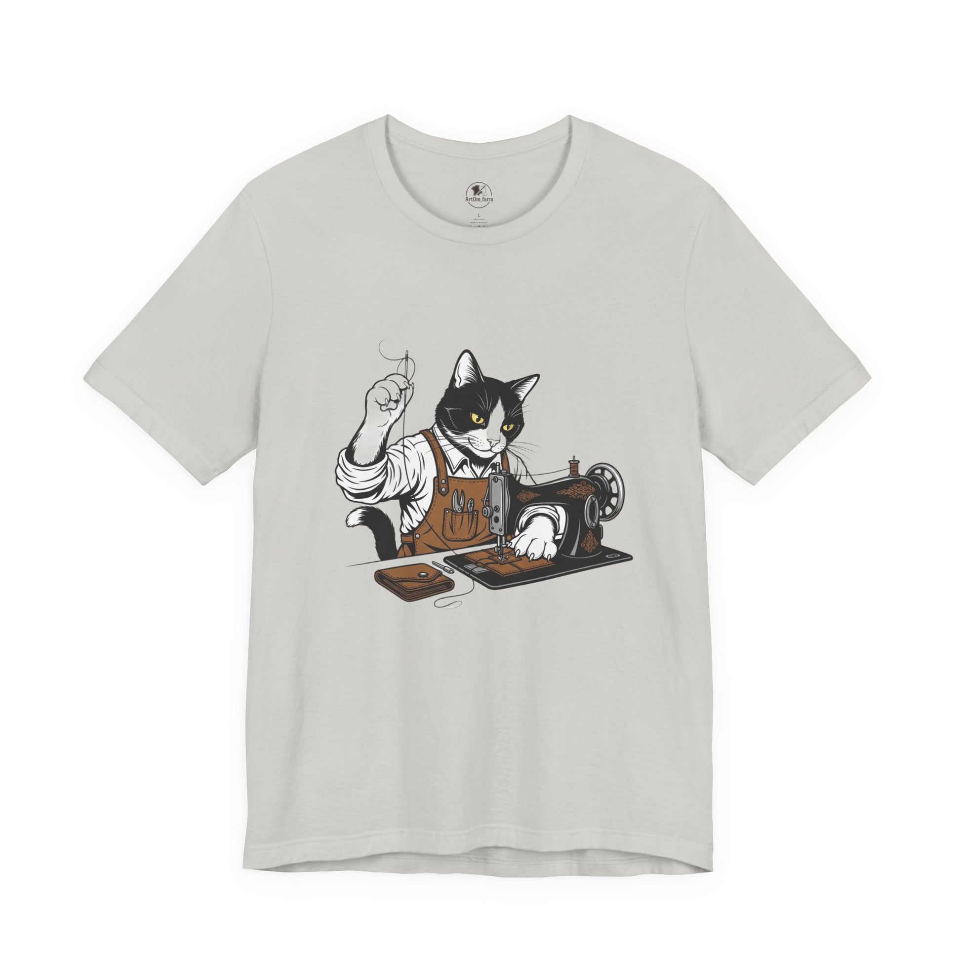 Crafty Cat Sewing Tee - Cute Cat Shirt for Crafters & Sewists, Perfect Gift for Cat Lovers - ArtOm_farm™ LEATHER 