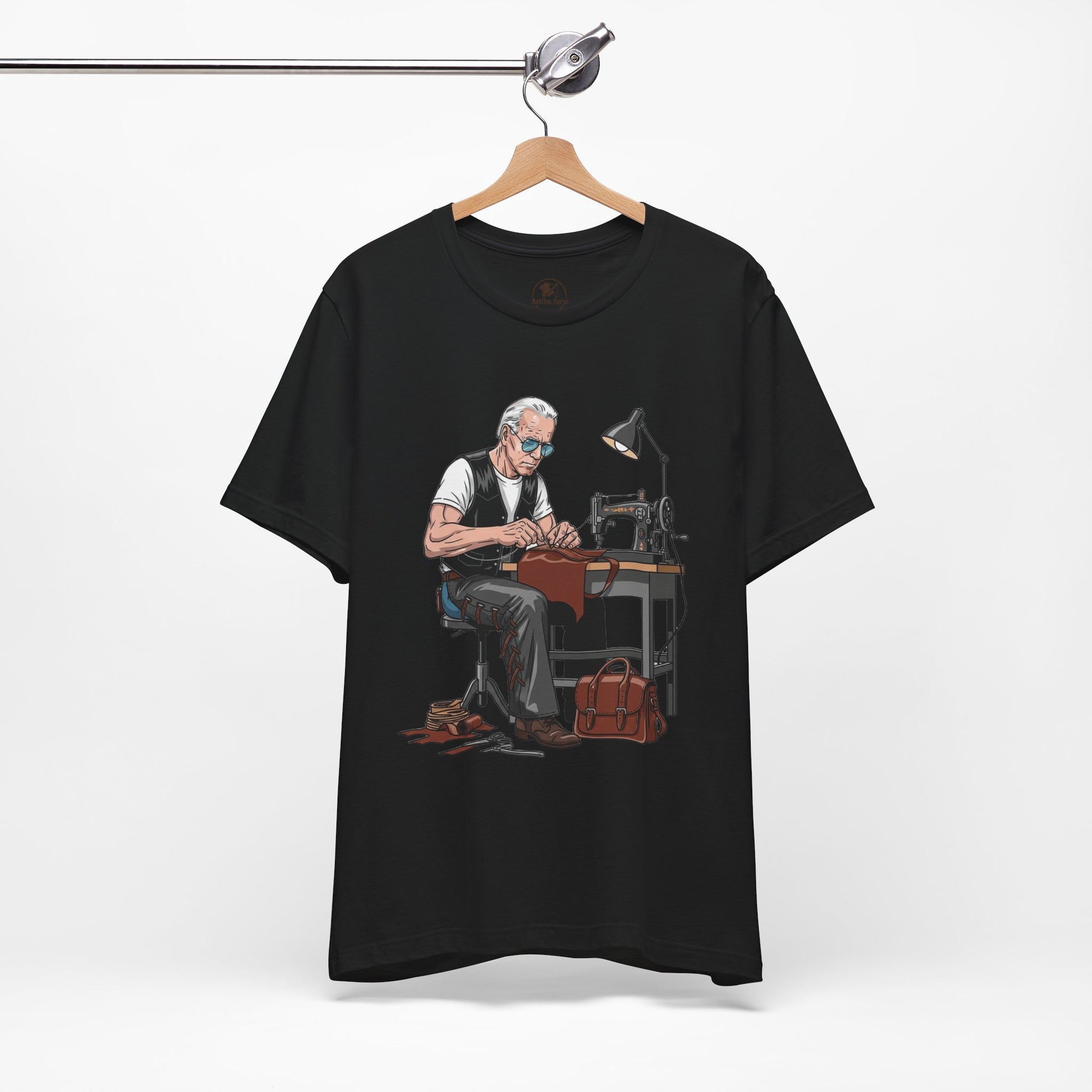 Craftsman Tee for Makers - Perfect Father's Day Gift for Sewing Enthusiasts and Artisan Apparel - ArtOm_farm™ LEATHER 