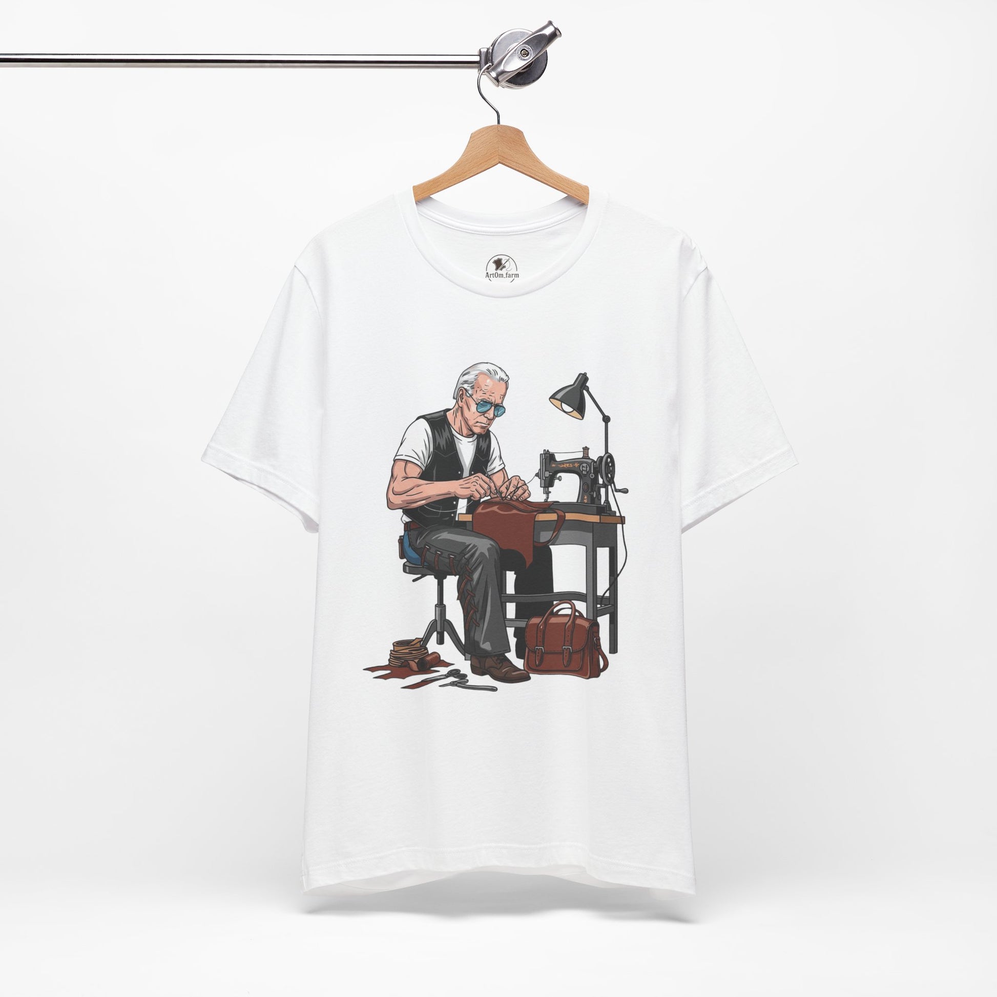 Craftsman Tee for Makers - Perfect Father's Day Gift for Sewing Enthusiasts and Artisan Apparel - ArtOm_farm™ LEATHER