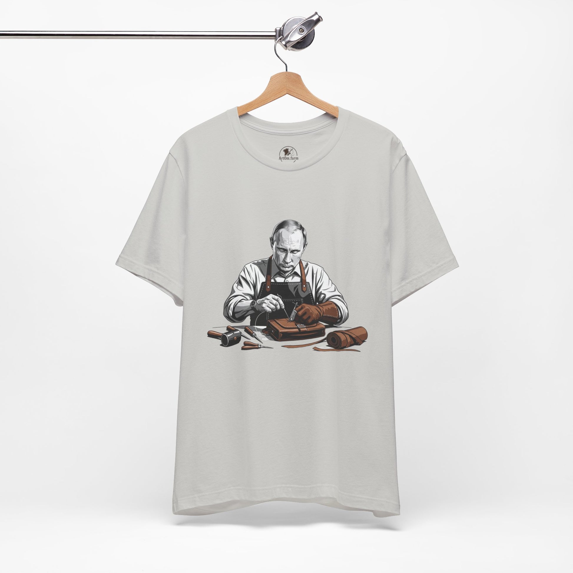 Craftsman Graphic Tee for Artisans, Perfect Birthday Gifts and Everyday Wear - ArtOm_farm™ LEATHER 