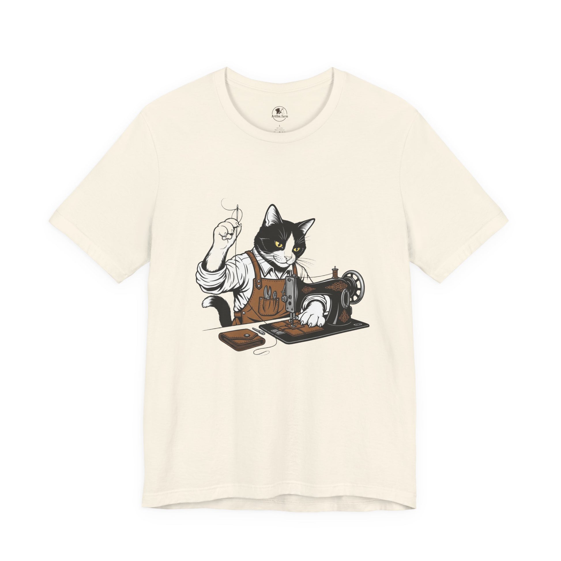 Crafty Cat Sewing Tee - Cute Cat Shirt for Crafters & Sewists, Perfect Gift for Cat Lovers - ArtOm_farm™ LEATHER 