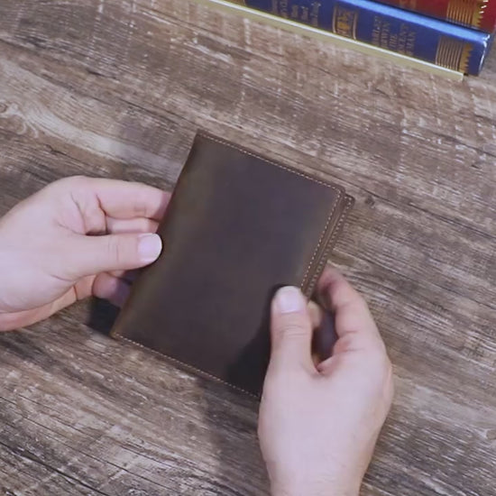 Retro Leather Anti-theft Document Holder - Crazy Horse Leather Swiping Package

